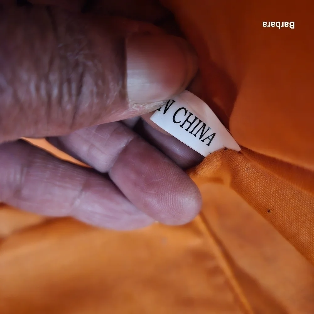 Seagull Studios "Urban Beach" Tangerine Raffia with Cornhusk Wooden Handles Bag - Picture 5 of 15